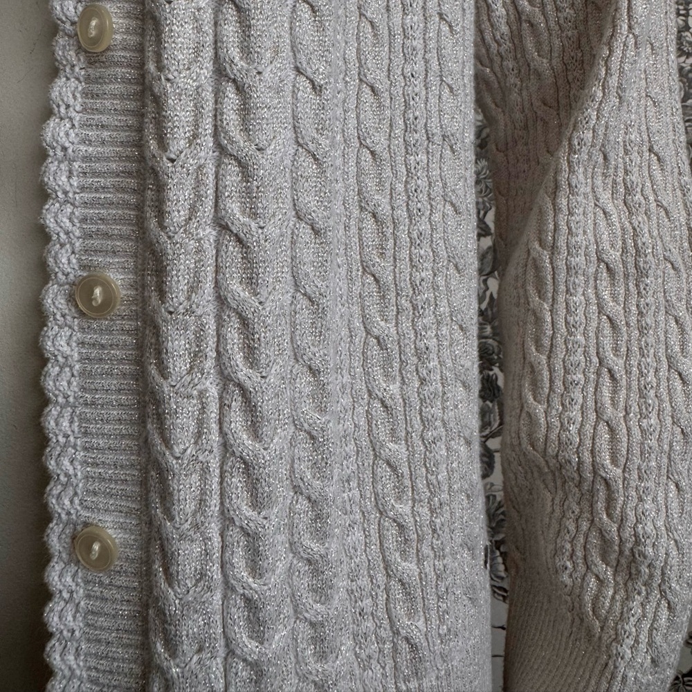Eddie Bauer Ivory Cable Knit Cardigan Metallic Gold Thread Accents Size Medium - Picture 10 of 14